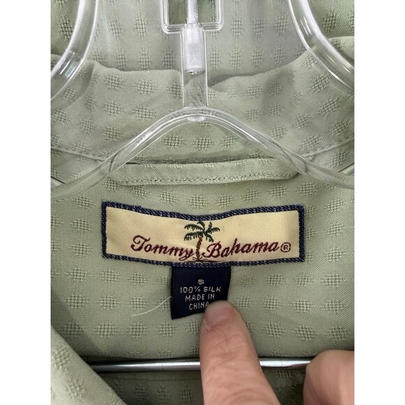 Vintage Tommy Bahama Button Down Men’s Size Small Green 100% Silk Size Small - Picture 3 of 3